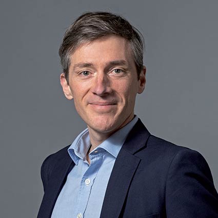 Nicolas Olivès, Directeur de Participations iXO PE